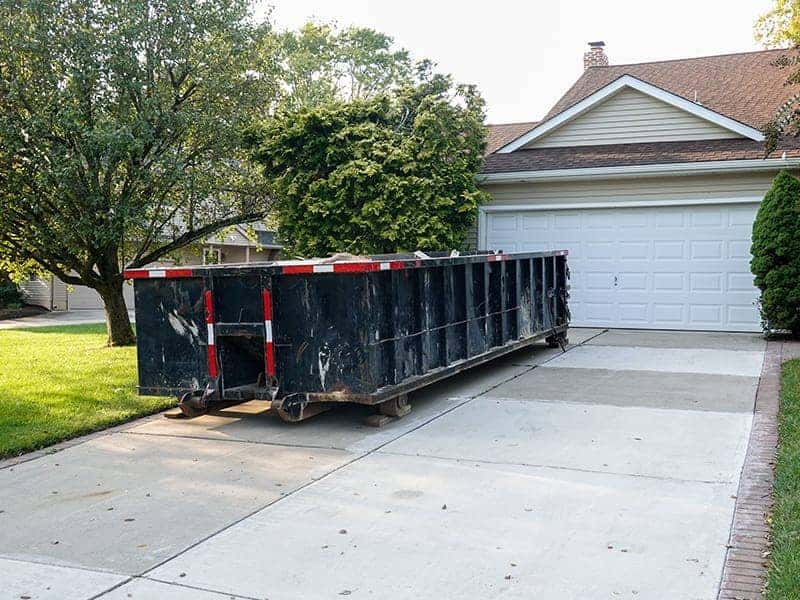 Commercial dumpster service for construction and demolition projects